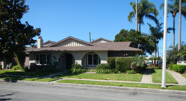 Front: Right Side - 16181 Ganges Lane #1, Huntington Beach, CA, 92647