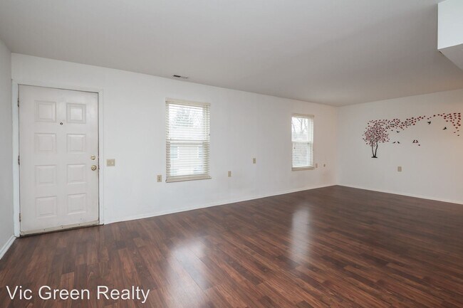 Foto del edificio - 1410 Forest Ln