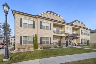 Building Photo - 805 W Creek Ln