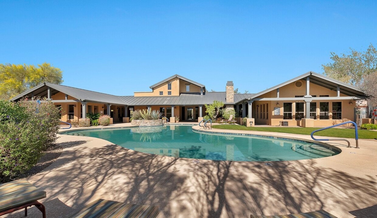 Pool, fitness, community center - 20801 N 90th Pl
