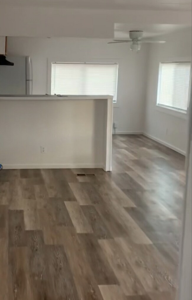 Foto del edificio - 3164 Valley Rd NE