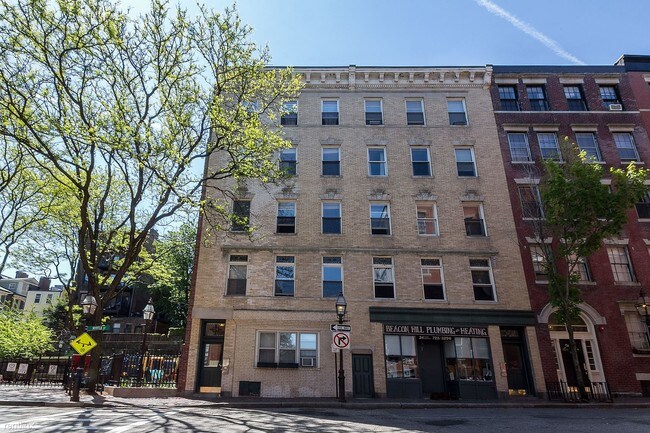 Building Photo - 58 Myrtle St