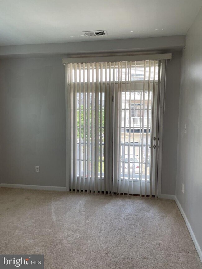 Foto del edificio - 7548 Stoney Run Dr