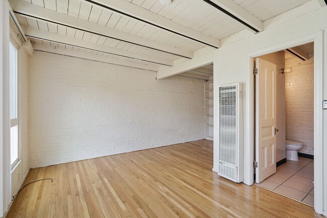 Building Photo - 2224 Dwight Way