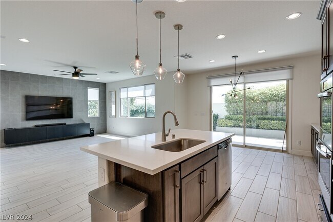 Foto del edificio - 5954 Smith Valley Rd