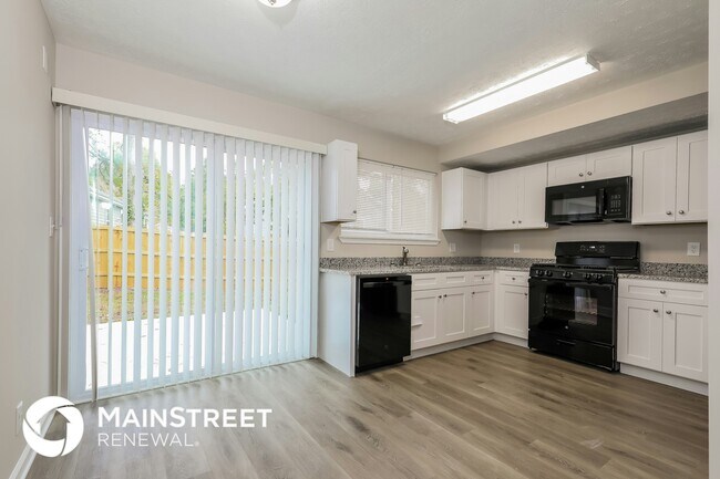 Foto del edificio - 4659 Shannon Ct