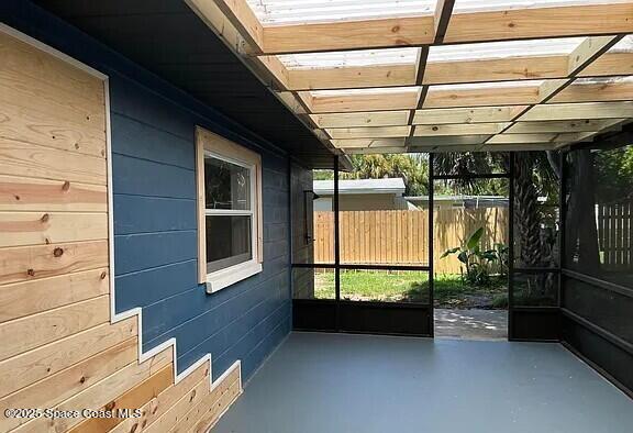 Foto del edificio - 450 Riverdale Dr