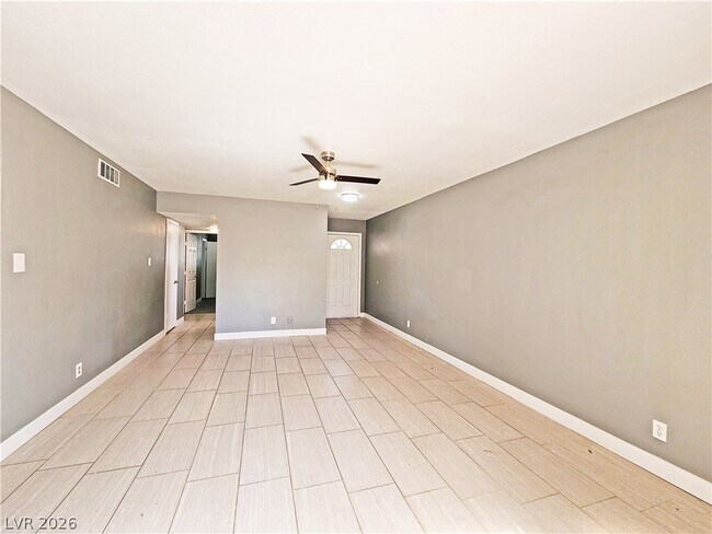 Building Photo - 5409 Mountain View Dr