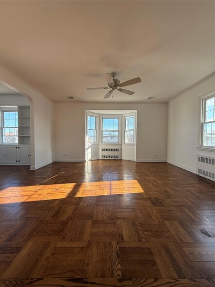Foto del edificio - 733 E Walnut St