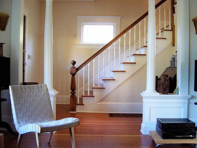 Foto del edificio - 110 NE Monroe St