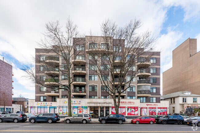 Building Photo - 7516 Bay Pky