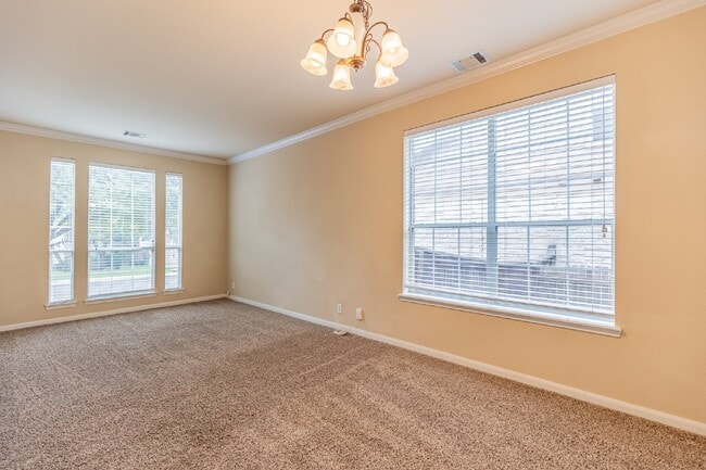 Building Photo - 630 Hookberry Trail