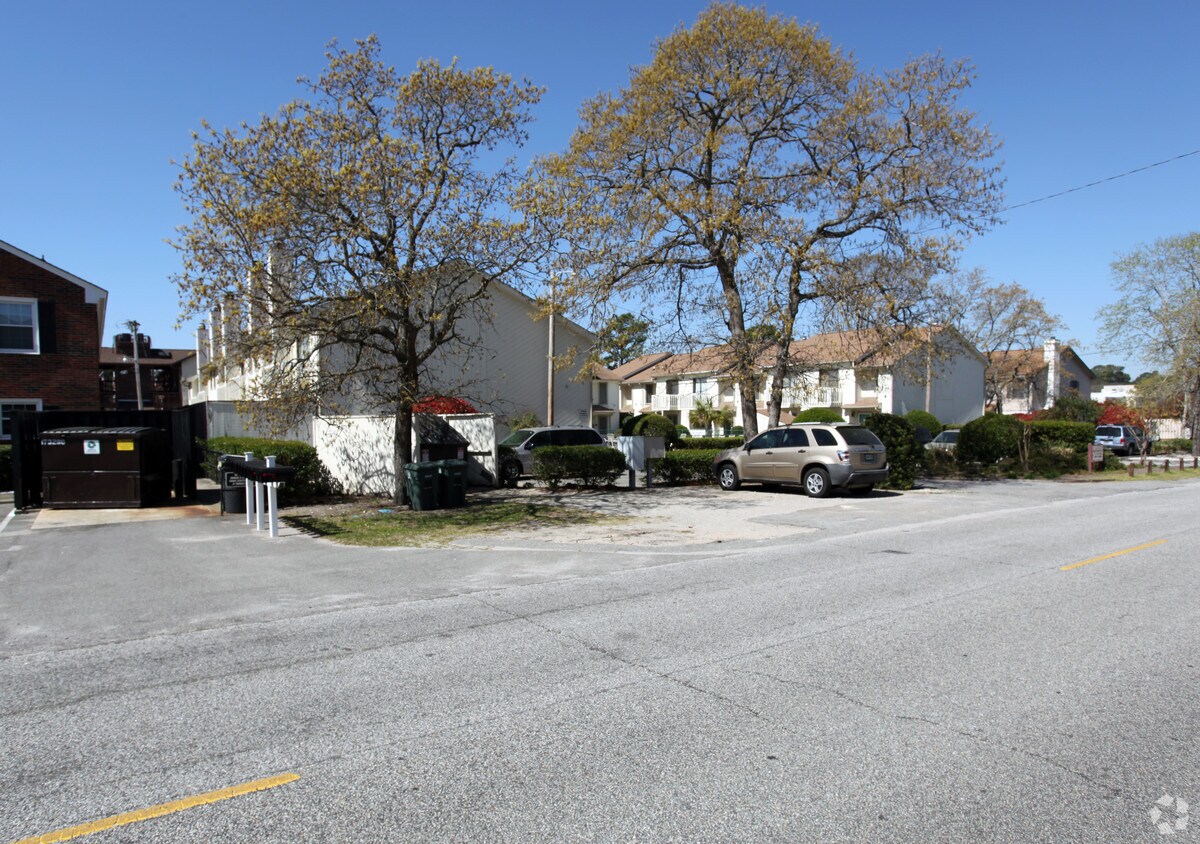 Foto del edificio - 405 77th Ave N