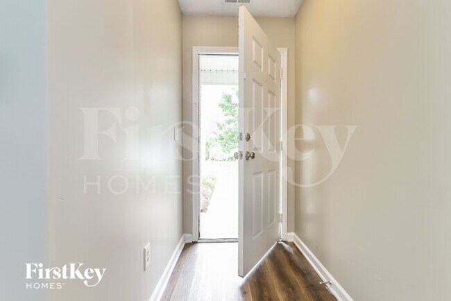 Foto del edificio - 3613 Sunset Hollow Dr