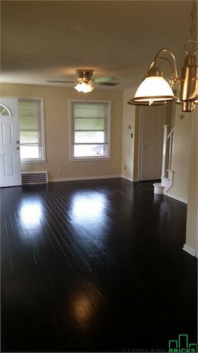 Foto del edificio - 14103 Triskett Rd