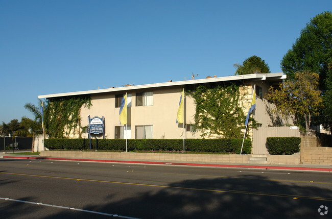 Placentia Apartaments - Placentia Apartments