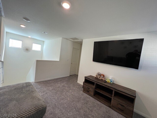 Foto del edificio - 380 Larksong Ave