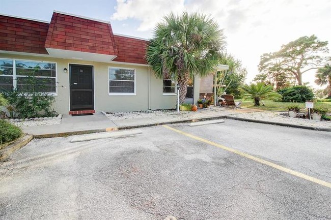 Building Photo - 1719 Gulf Rd