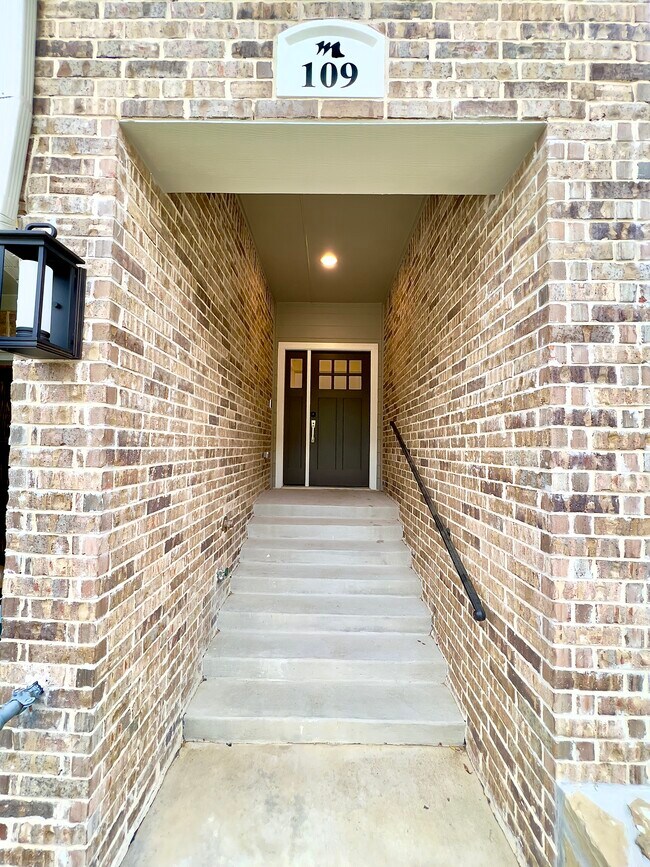 Building Photo - 109 Canonbury Dr