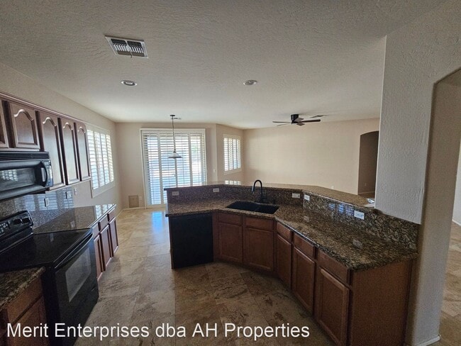 Foto del edificio - 4 br, 2 bath House - 2936 E COUNTRY SHADOW...