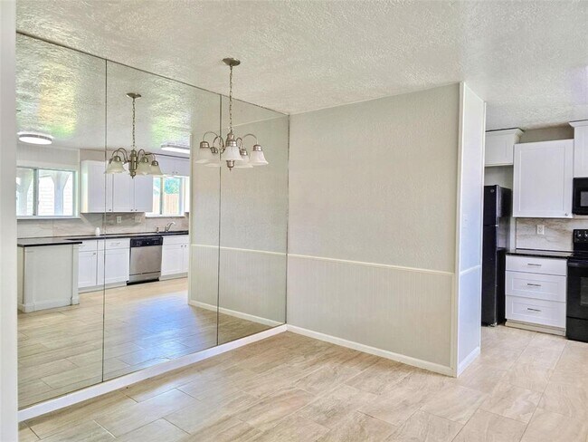 Foto del edificio - 22510 Parsonsgate Dr