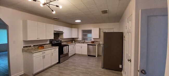 Foto del edificio - 9124 8th Ave