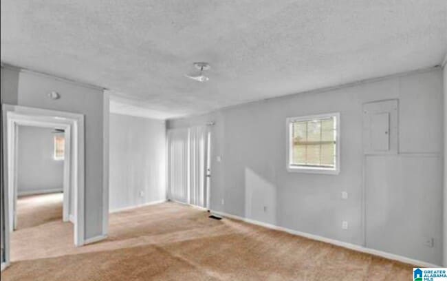Building Photo - 3117 Beulah Ave SW