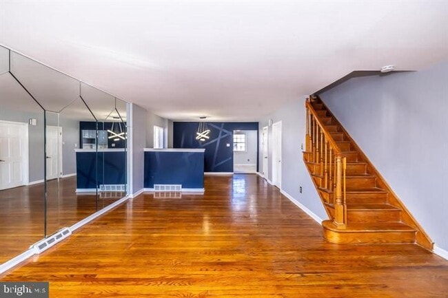 Building Photo - 209 Hansell Rd