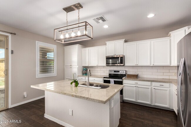 Foto del edificio - 22653 N 122nd Ln