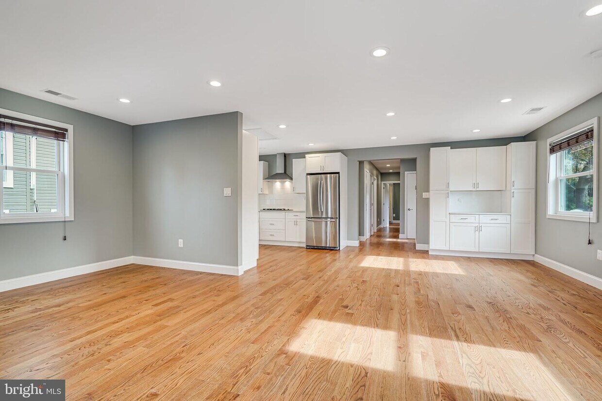 817 57th Pl, Fairmount Heights, MD 20743 House Rental in Fairmount