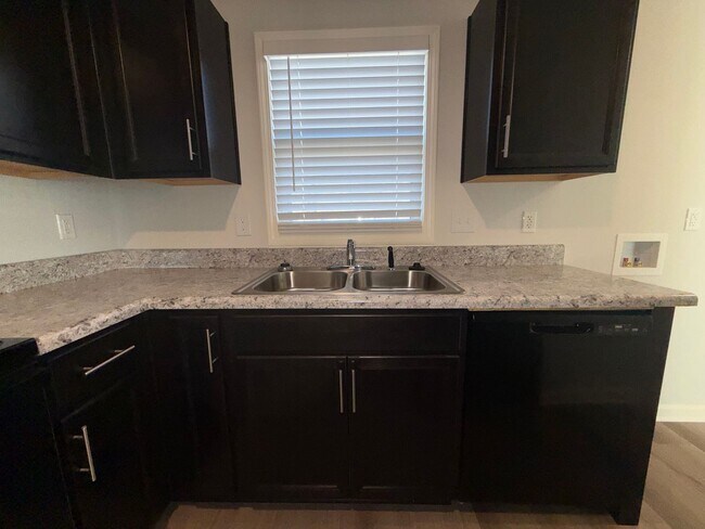 Foto del edificio - Remodeled 3 Bedroom / 1 Bath Home