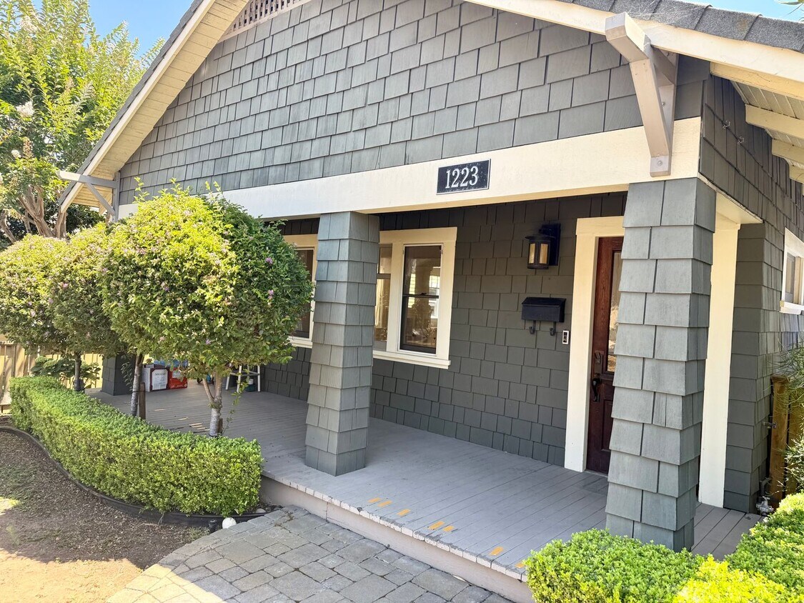 Foto principal - Charming Mission Hills Craftsman