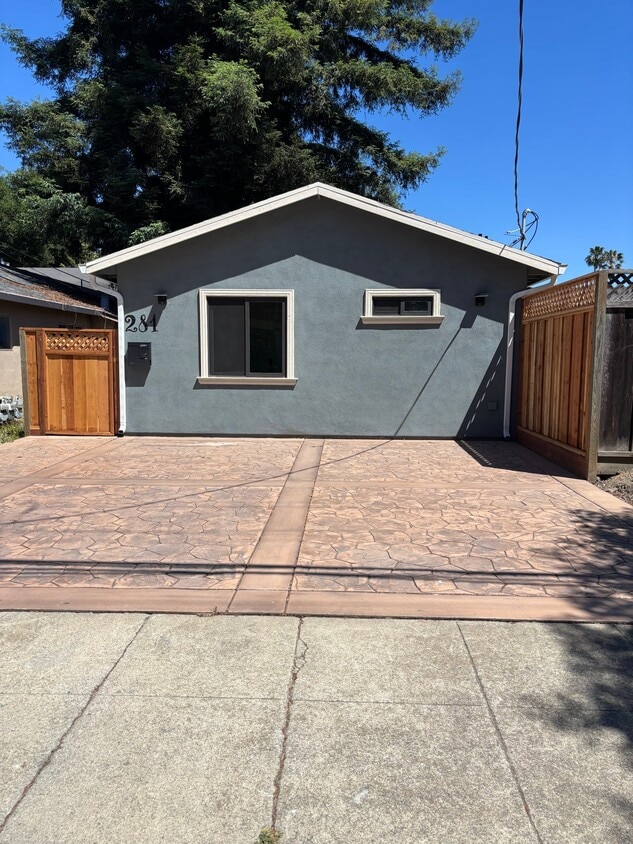 Photo - 281 Oak St (Mountain View, CA)