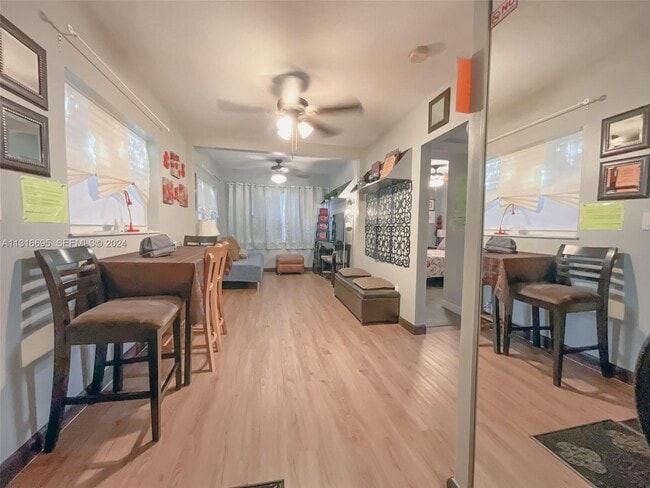 Building Photo - 3682 SW 26th St