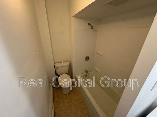 Foto del edificio - 1210 1st Ave