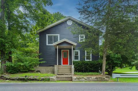 Foto principal - 269 Pancake Hollow Rd