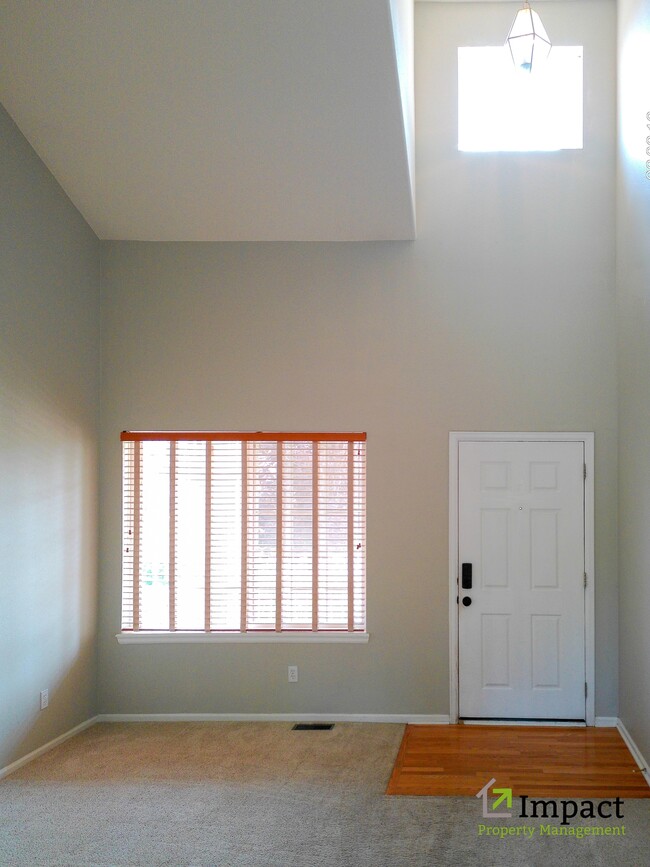 Photo - 11595 Crow Hill Dr House