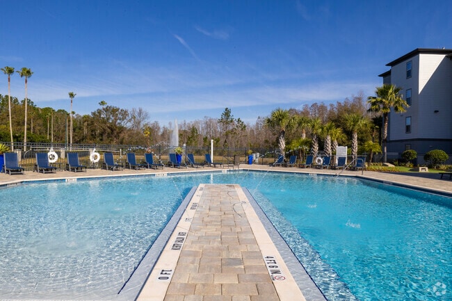 Building Photo - The Oasis at Highwoods Preserve