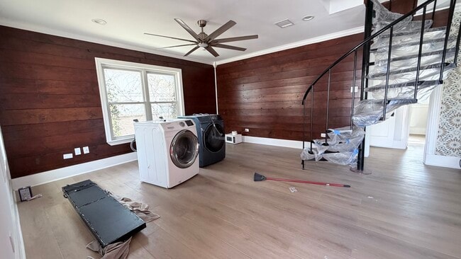 Building Photo - 4330 Coyle St