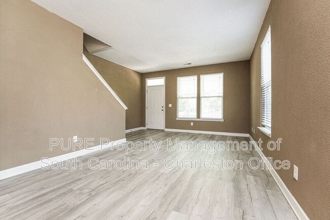 Foto del edificio - 3891 Four Poles Park Dr