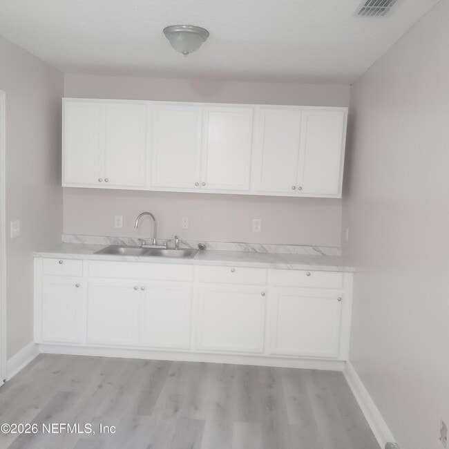Building Photo - 5531 Agra Ct