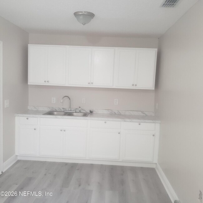 Foto del edificio - 5531 Agra Ct