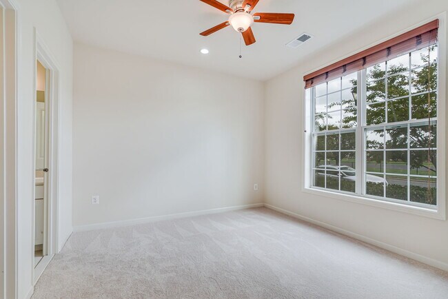 Building Photo - 23383 Carters Meadow Ter
