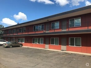 Building Photo - 1257 W 6th Ave