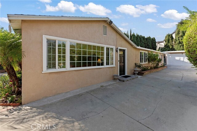 Foto del edificio - 2423 San Pasqual St
