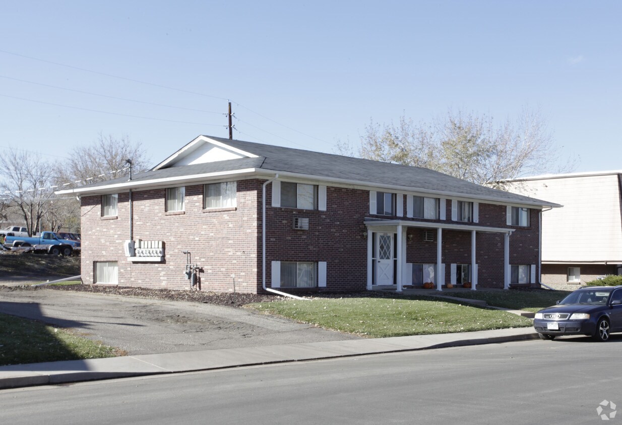 Primary Photo - 12131 W Nevada Dr