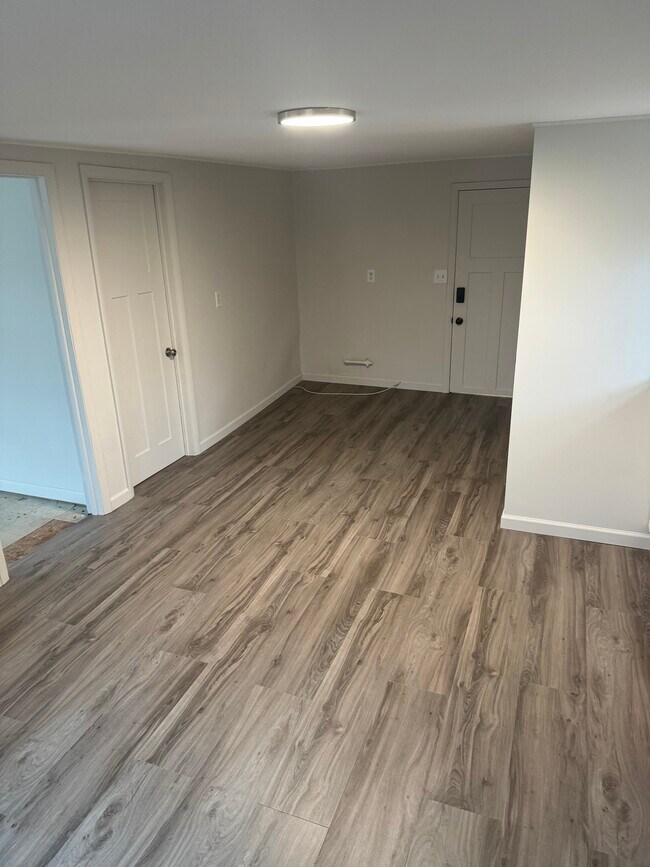 Foto del edificio - 19-21 Penrose Avenue