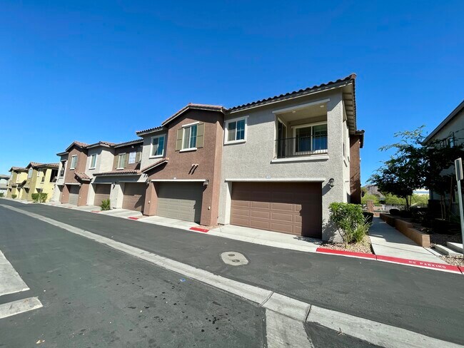 Foto del edificio - 965 Nevada State Dr