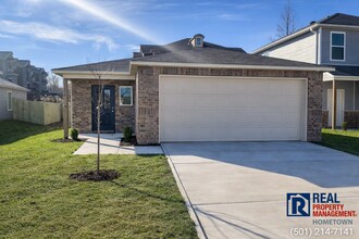 Building Photo - 10808 Mason Dr