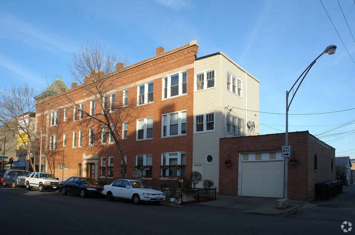 Foto del edificio - 2659 W Cermak Rd